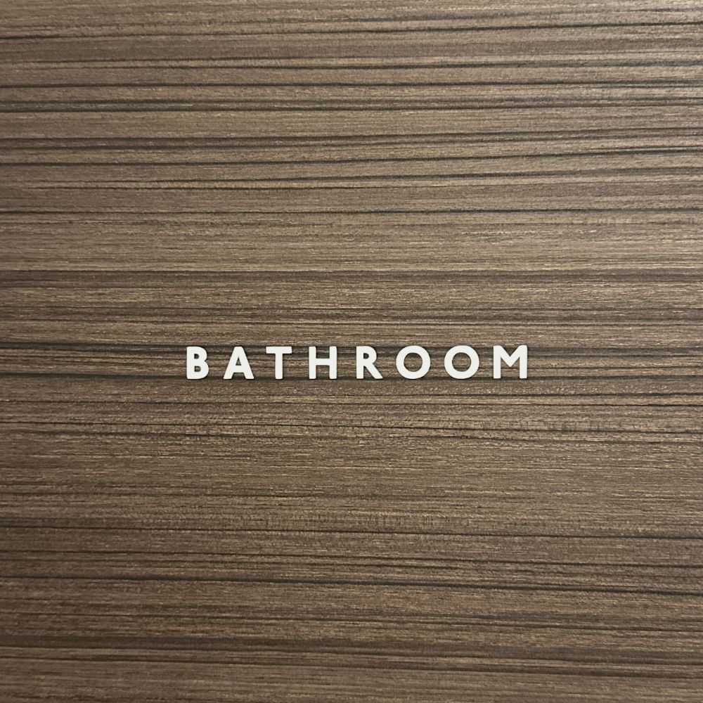 Silhouette CAMEO5で自作したバスルーム用ドアサイン