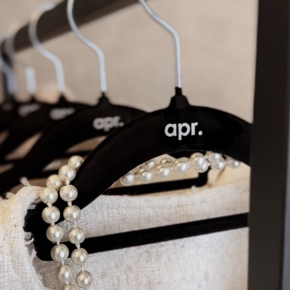 Silhouette CAMEO5で作ったカッティングステッカー付きハンガー