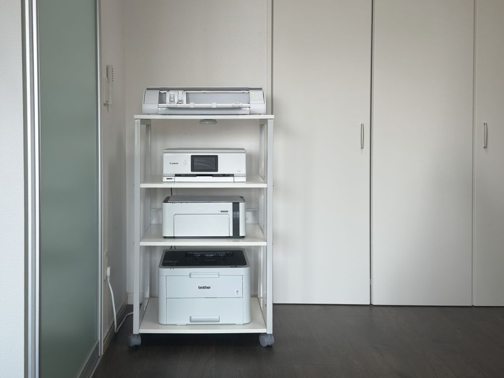 CAMEO5をラック上に設置した全体写真。設置スペースのイメージ