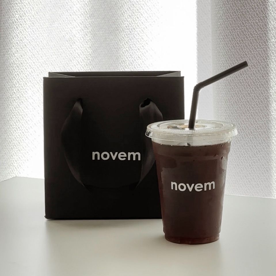 オリジナルロゴ入りカップホルダー