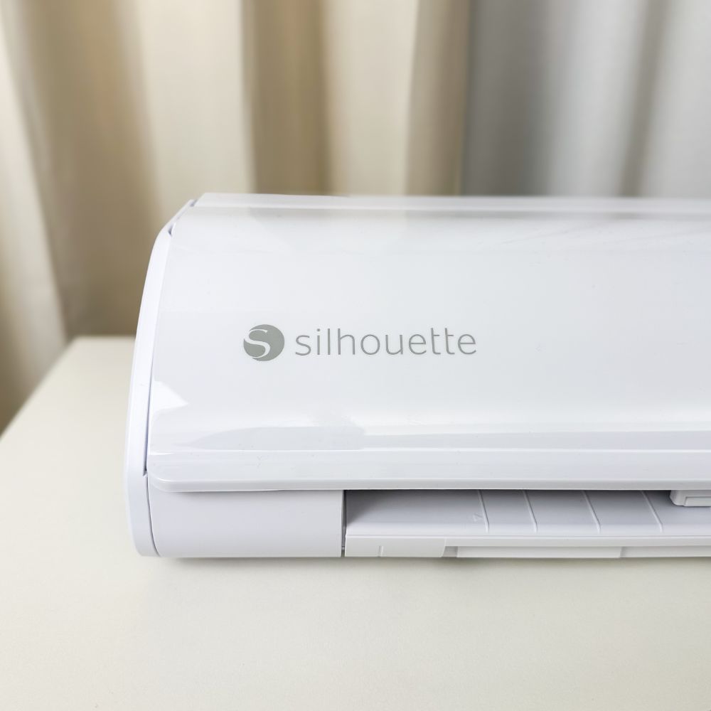 Silhouette CAMEO5 カッティングマシンのロゴ部分